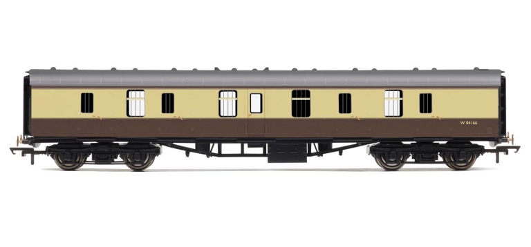 Hornby RailRoad BR Mk1 Parcels Coach - BR Chocolate & Cream